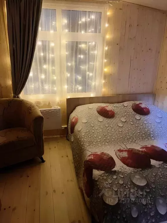 Дом в Московская область, Ленинский городской округ, с. Остров ул. ... - Фото 1