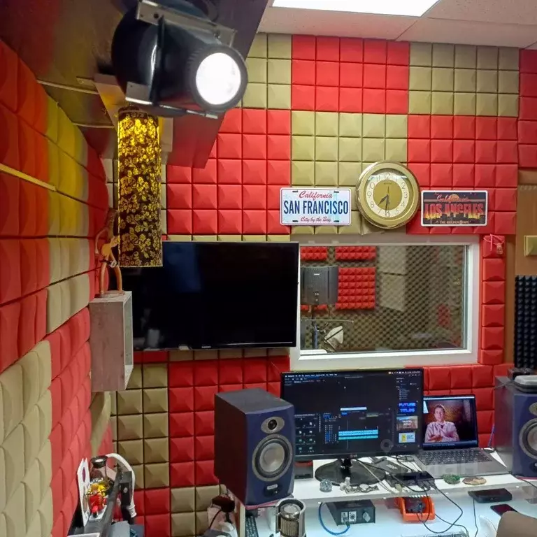 Офис в Свердловская область, Екатеринбург ул. Ясная, 22Б (16 м) - Фото 2