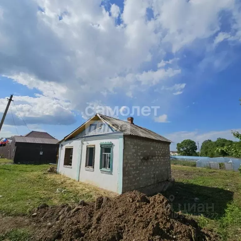 Дом в Краснодарский край, Абинский район, Ахтырское городское ... - Фото 0