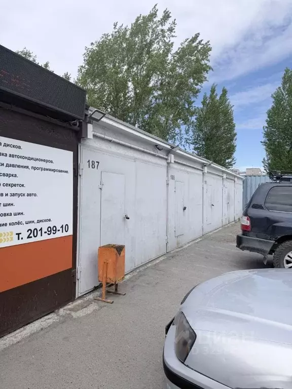 Гараж в Свердловская область, Екатеринбург ул. Начдива Онуфриева, 55 ... - Фото 1