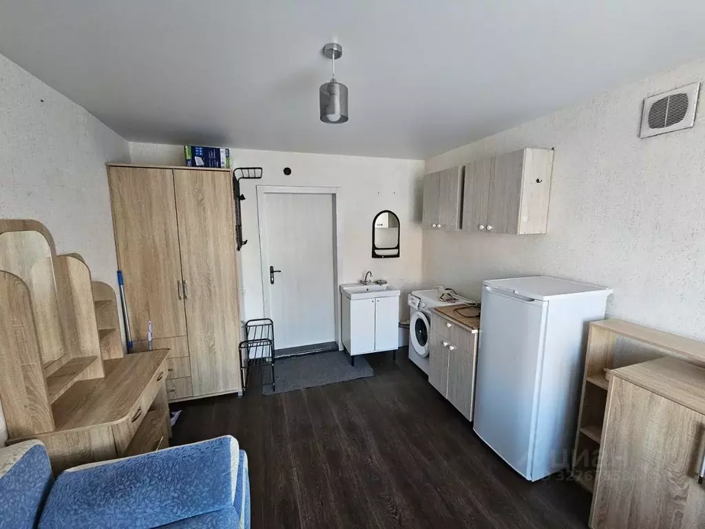 Комната Омская область, Омск ул. 10 лет Октября, 145А (14.0 м) - Фото 2