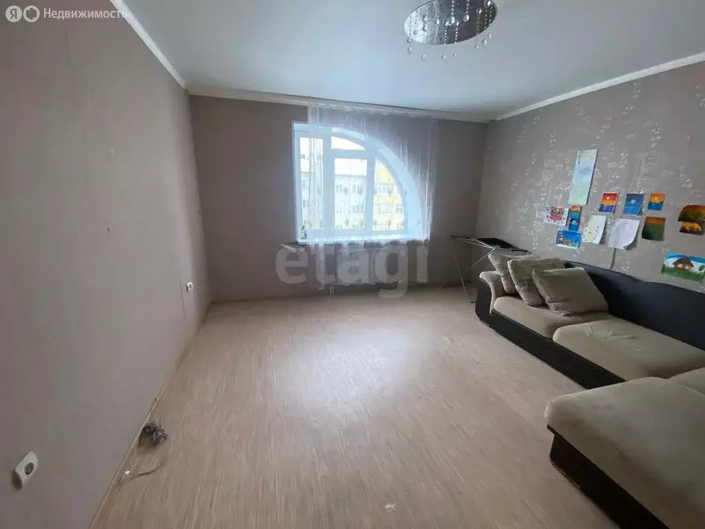 2-комнатная квартира: Тобольск, улица Розы Люксембург, 6/4 (61.6 м) - Фото 1