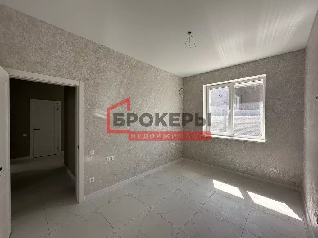 Дом в Крым, Евпатория городской округ, Заозерное пгт ул. Прибрежная ... - Фото 0