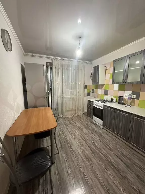 1-к. квартира, 40 м, 1/9 эт. - Фото 0