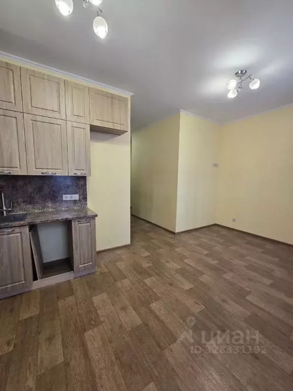 2-к кв. Красноярский край, Красноярск ул. Петра Ломако, 10 (71.7 м) - Фото 2