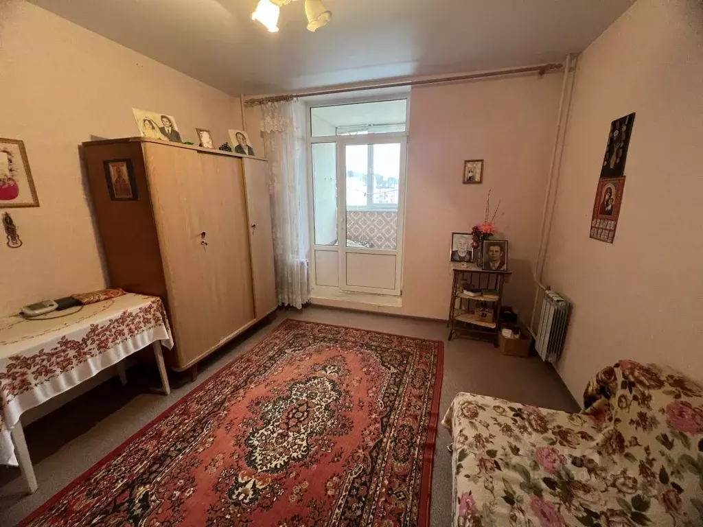 3-к кв. Волгоградская область, Волгоград ул. Маршала Воронова, 14 ... - Фото 0