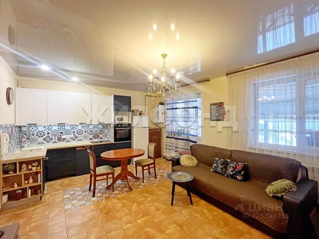 Таунхаус в Новосибирская область, Новосибирский район, Мочищенский ... - Фото 1