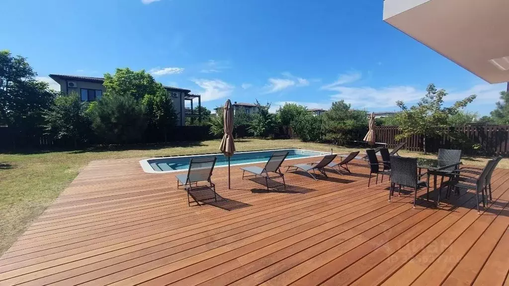 Дом в Краснодарский край, Темрюкский район, Ахтанизовское с/пос, пос. ... - Фото 1