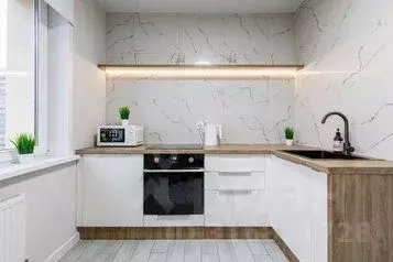 2-к кв. Татарстан, Казань ул. Павлюхина, 110Г (72.0 м) - Фото 1