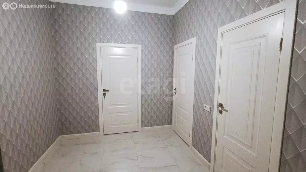 2-комнатная квартира: Назрань, Московская улица, 28 (69 м) - Фото 2