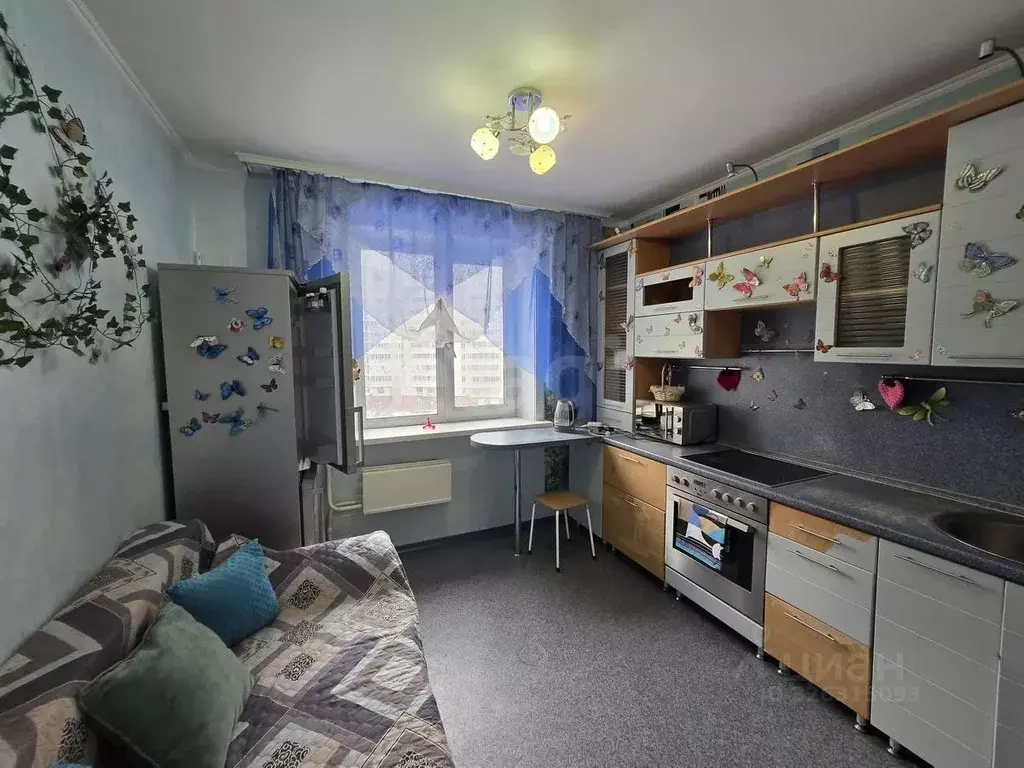 1-к кв. Тюменская область, Тюмень ул. Радищева, 27 (34.1 м) - Фото 1