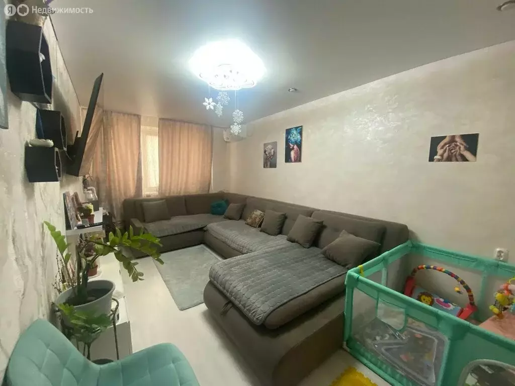 3-комнатная квартира: Крымск, улица Лермонтова, 28 (58.3 м) - Фото 1