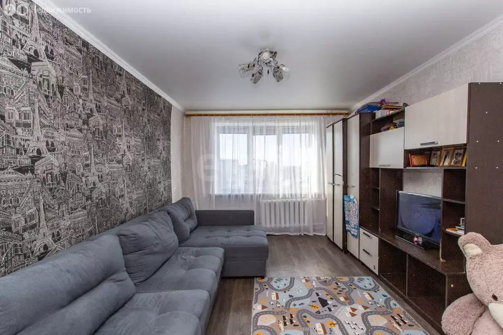 2-комнатная квартира: Тобольск, 10-й микрорайон, 6 (52 м) - Фото 2