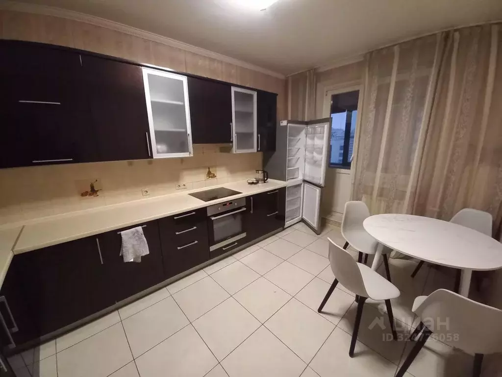 2-к кв. Московская область, Красногорск бул. Ильинский, 5 (71.0 м) - Фото 1