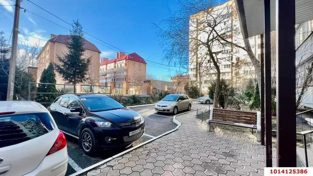 3-к кв. Краснодарский край, Краснодар Черкасская ул. (81.0 м) - Фото 0
