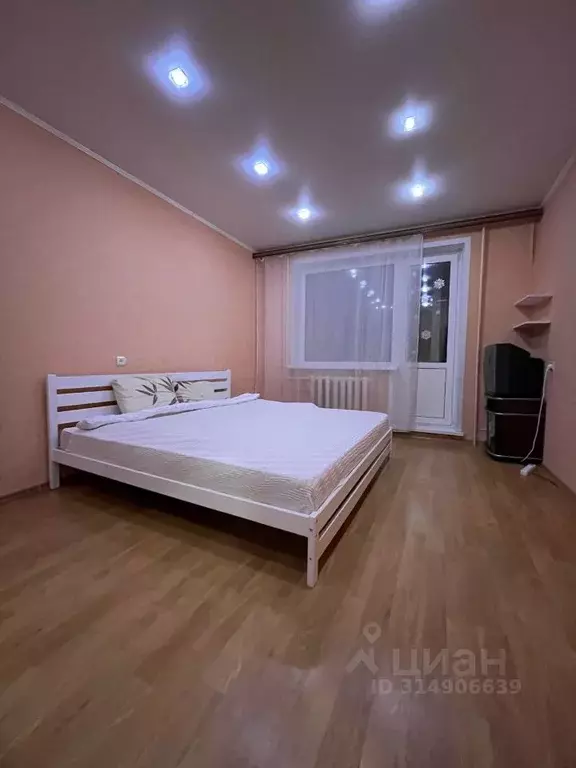 1-к кв. Орловская область, Орел Полесская ул., 47 (37.6 м) - Фото 0