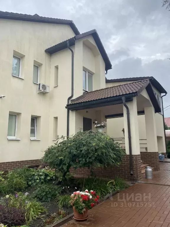Коттедж в Саратовская область, Саратов Зональный мкр,  (460 м) - Фото 0