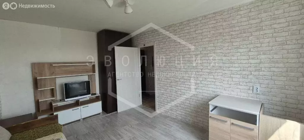 1-комнатная квартира: Калининград, улица Олега Кошевого, 3 (27 м) - Фото 2