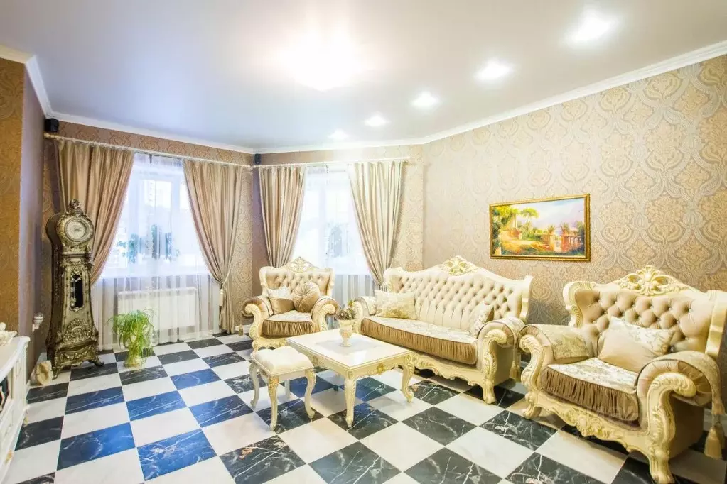 Дом в Калужская область, Калуга ул. Цветочная, 8 (140 м) - Фото 1