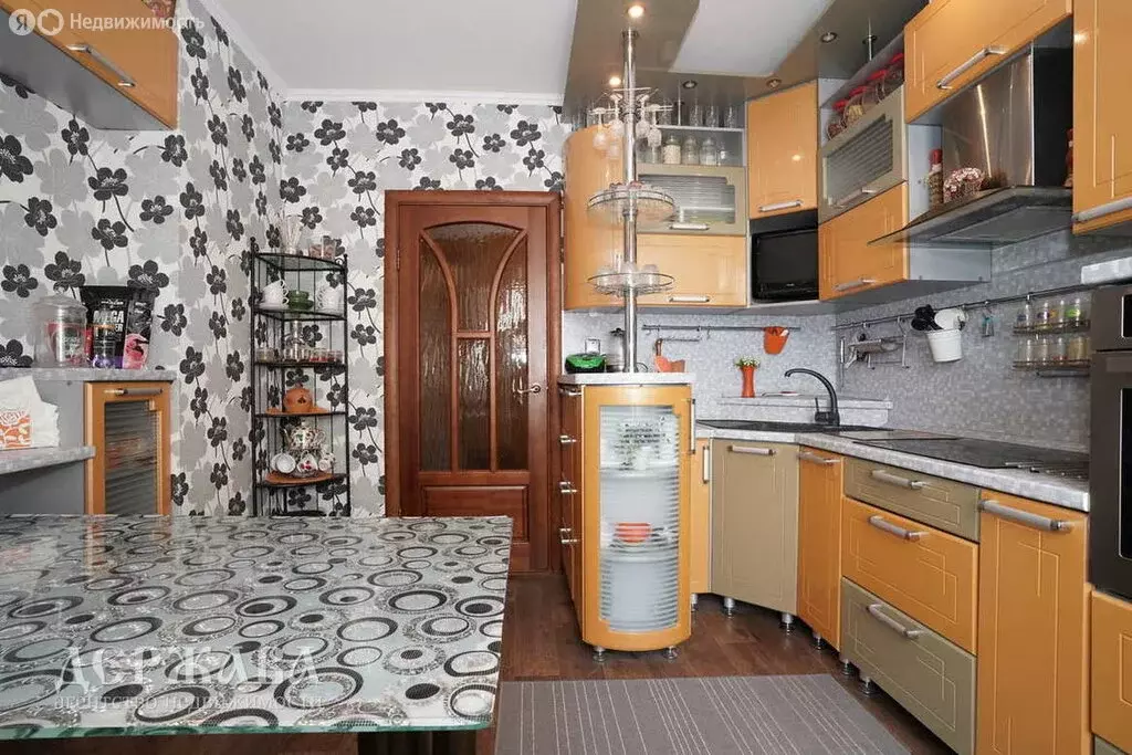 3-комнатная квартира: Старый Оскол, микрорайон Северный, 6 (72 м) - Фото 2