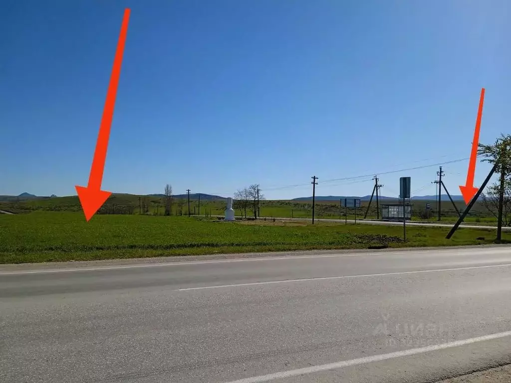 Участок в Крым, Кировский район, Первомайское с/пос, с. Первомайское ... - Фото 1