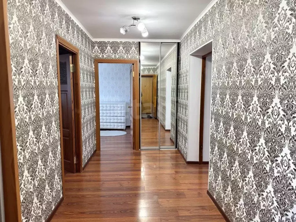 3-к кв. Смоленская область, Ярцево ул. Энтузиастов, 27 (99.9 м) - Фото 1