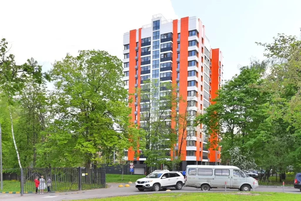 Гараж в Москва ул. Кубинка, 18/2 (14 м) - Фото 1