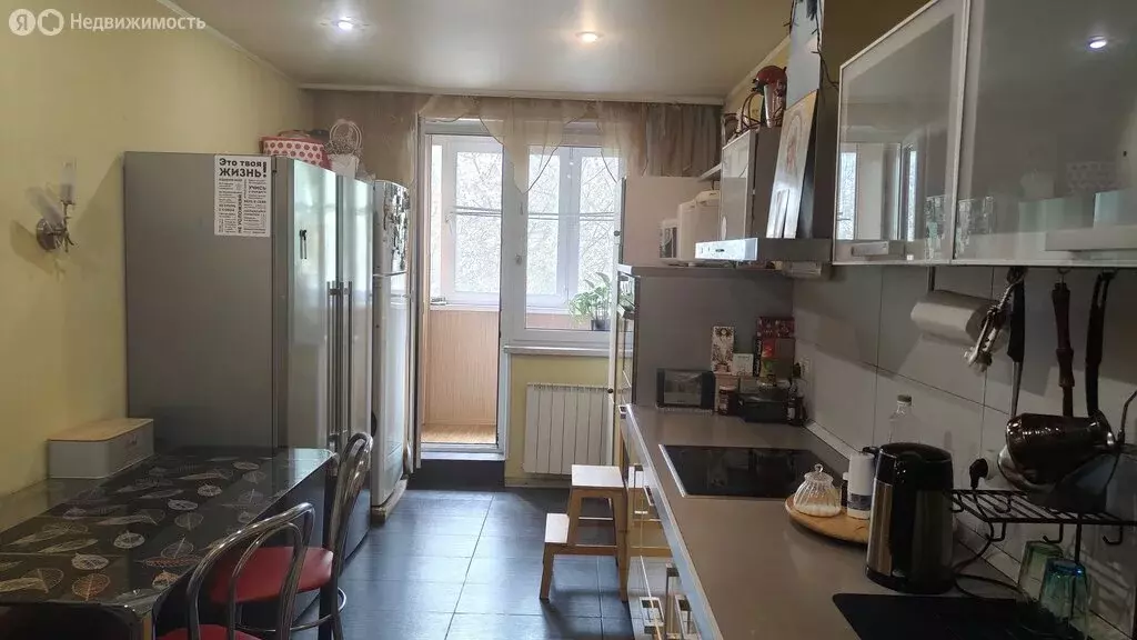 4-комнатная квартира: Москва, улица Наташи Ковшовой, 29 (130 м) - Фото 1