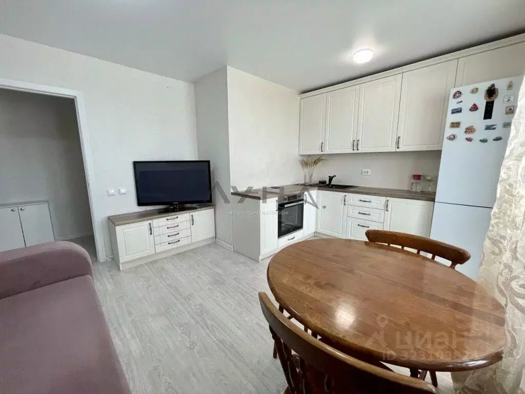 1-к кв. Татарстан, Набережные Челны ул. Раскольникова, 11Б (35.8 м) - Фото 1