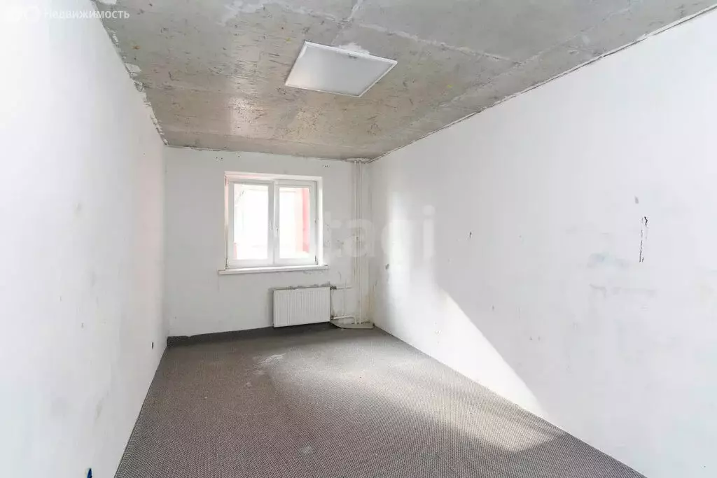 3-комнатная квартира: Тюмень, улица Пермякова, 83к1 (84.9 м) - Фото 1