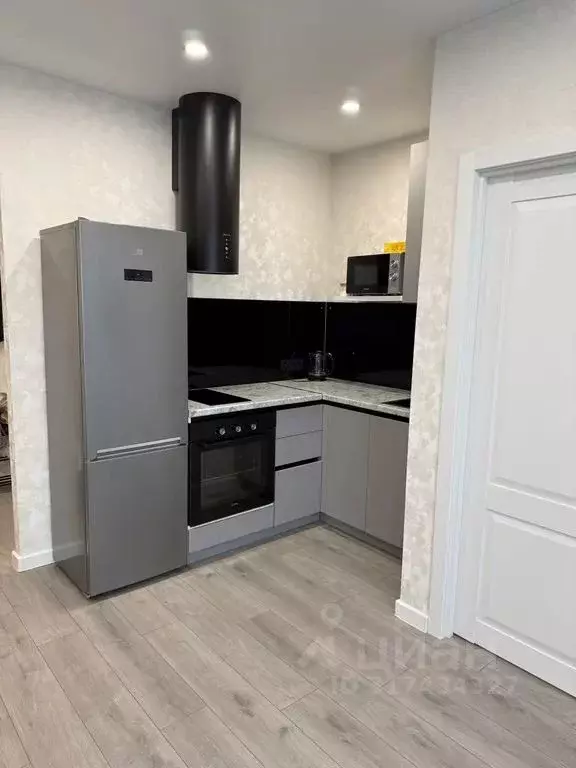 2-к кв. Татарстан, Казань ул. Мансура Хасанова, 15 (35.0 м) - Фото 1