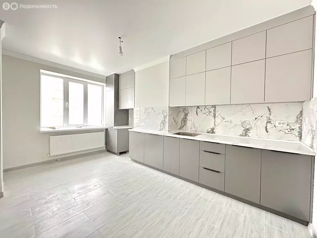 2-комнатная квартира: Нальчик, улица Атажукина, 12АкГ (58 м) - Фото 1