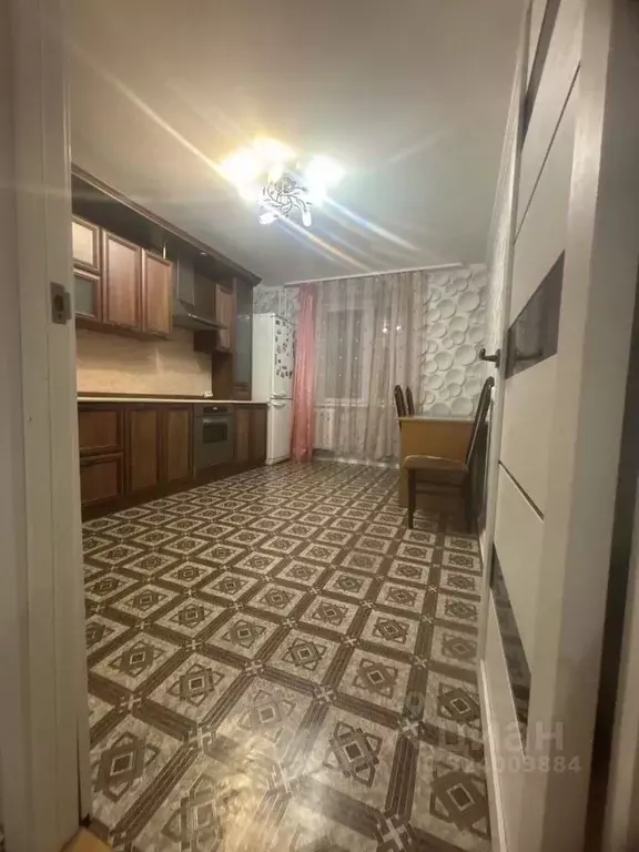 2-к кв. Тюменская область, Тюмень ул. Пермякова, 71к3 (70.2 м) - Фото 1