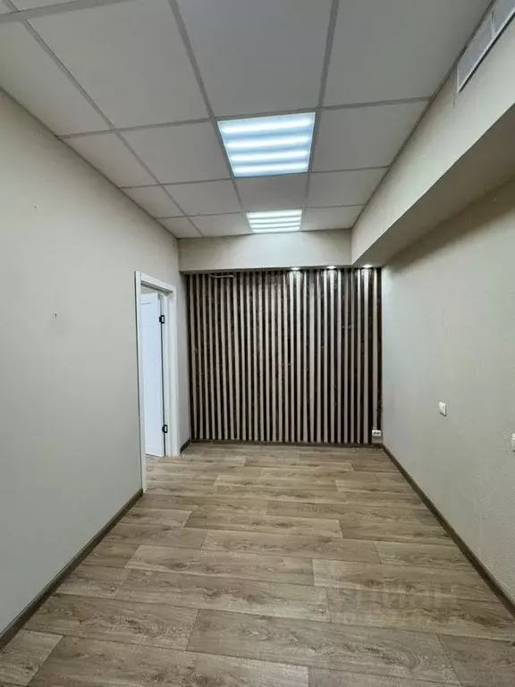 Помещение свободного назначения в Москва ул. Маршала Бирюзова, 8К1 (30 ... - Фото 1