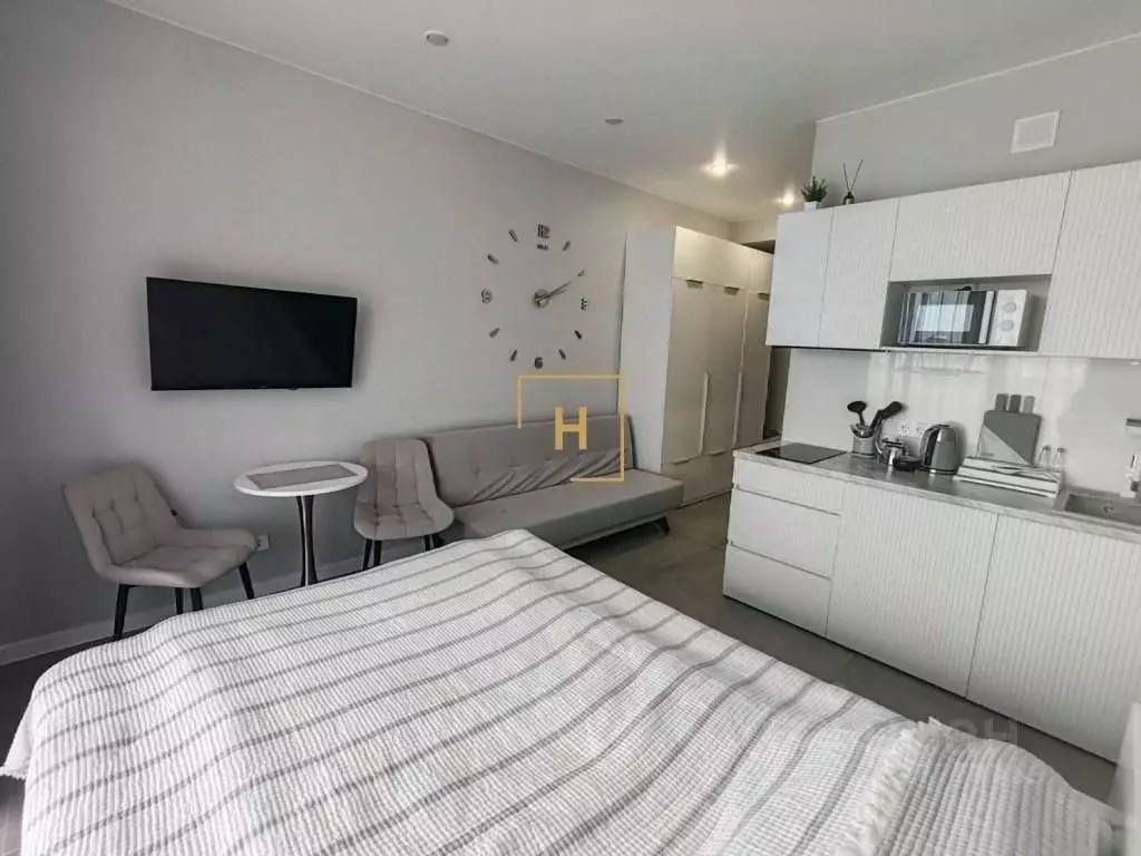 Студия Крым, Сакский район, Лесновское с/пос, с. Прибрежное ул. ... - Фото 1