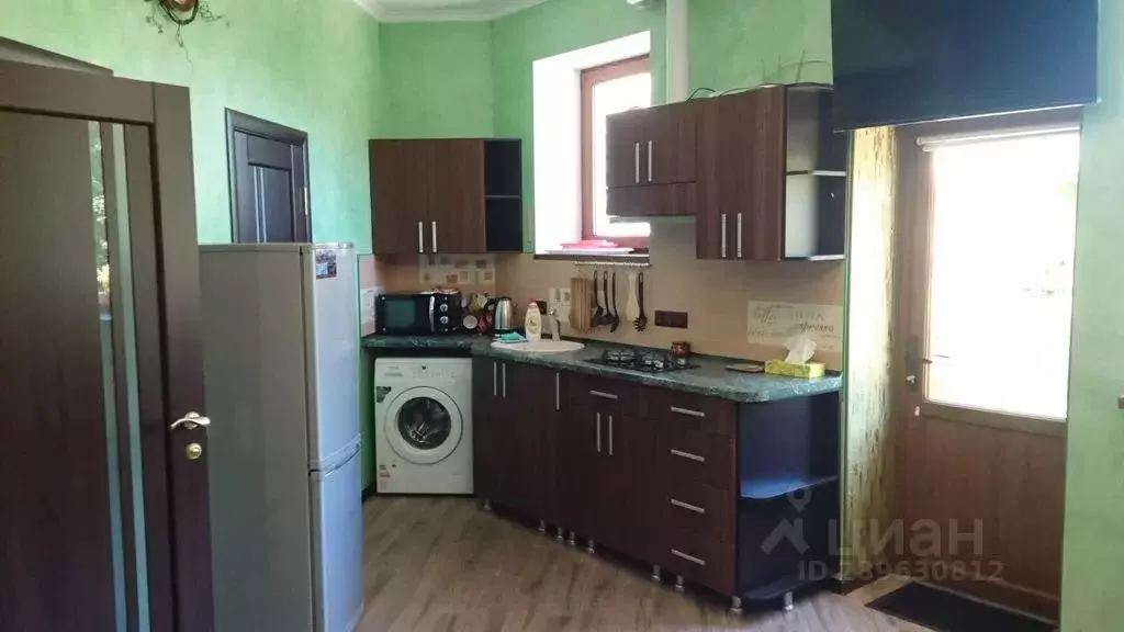 2-к кв. Крым, Ялта пер. Красноармейский, 4 (55.0 м) - Фото 1