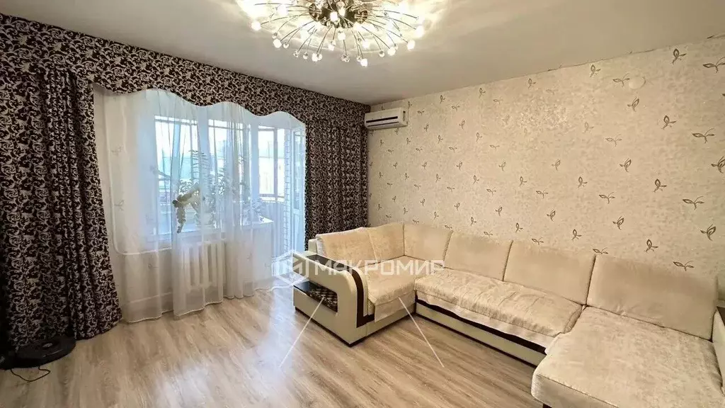 3-к кв. Татарстан, Казань ул. Баки Урманче, 10 (107.9 м) - Фото 1