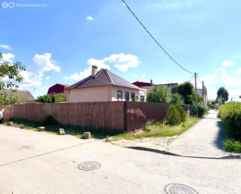 Дом в Волжский, улица Молодогвардейцев (80 м) - Фото 0