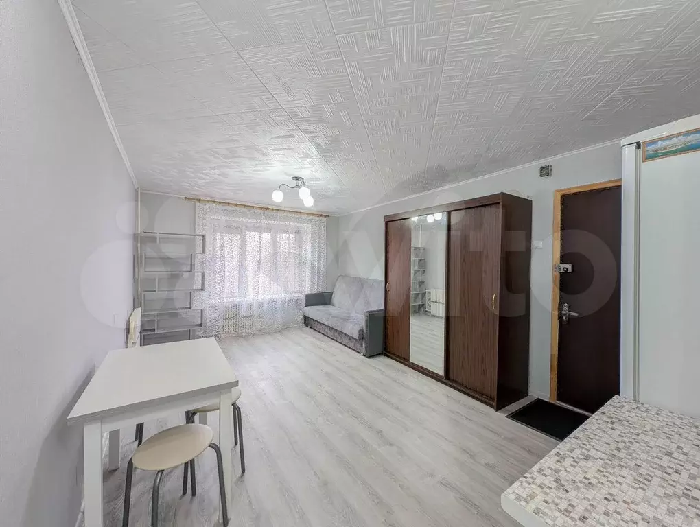 Комната 18 м в 4-к., 5/9 эт. - Фото 0
