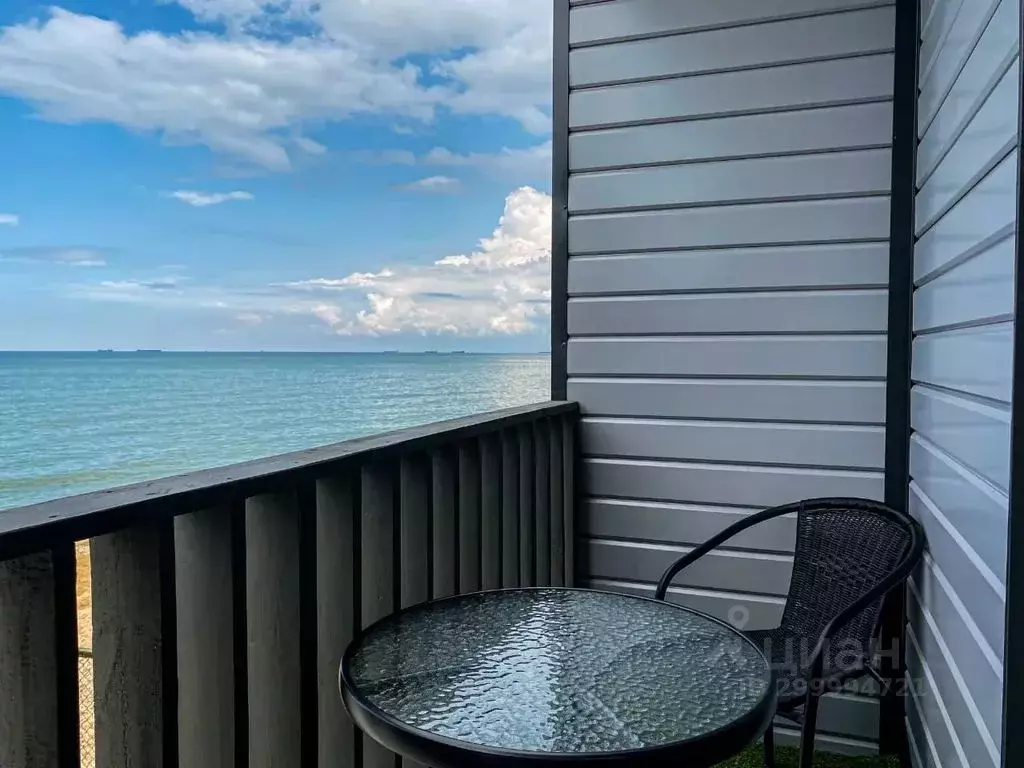 Дом в Краснодарский край, Темрюкский район, Голубицкое с/пос, ... - Фото 1