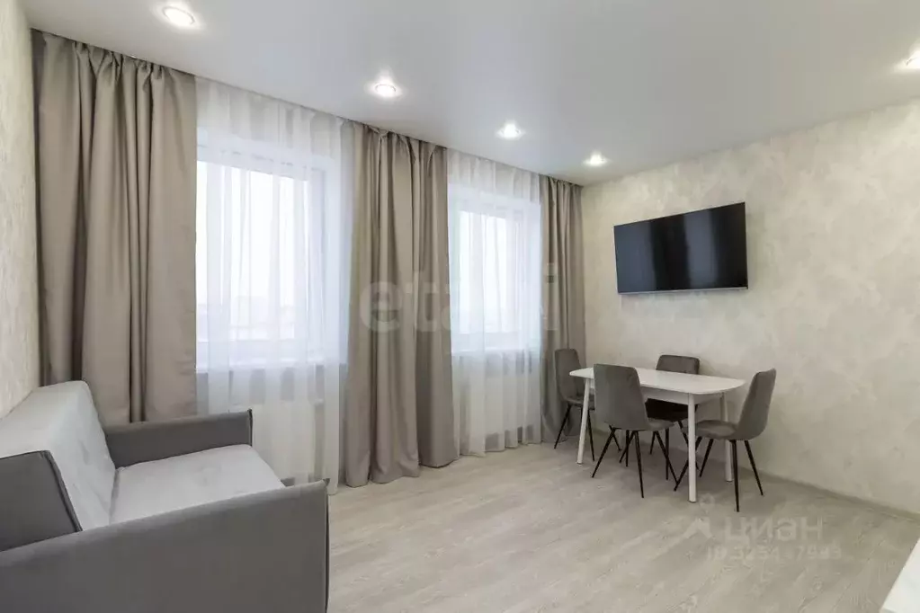 1-к кв. Тюменская область, Тюмень ул. Новоселов, 96 (37.0 м) - Фото 2