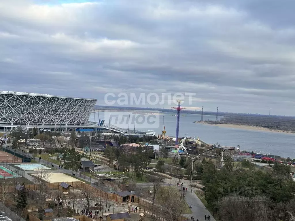 3-к кв. Волгоградская область, Волгоград Батальонная ул., 13А (130.0 ... - Фото 0