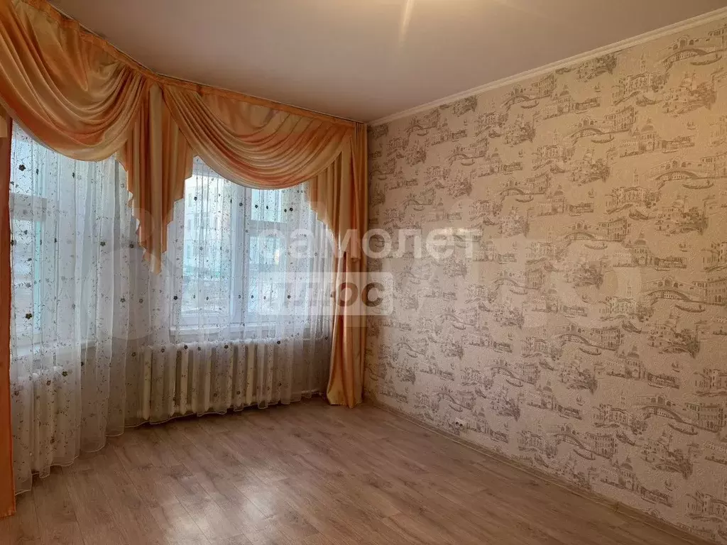 2-к. квартира, 56 м, 1/9 эт. - Фото 1