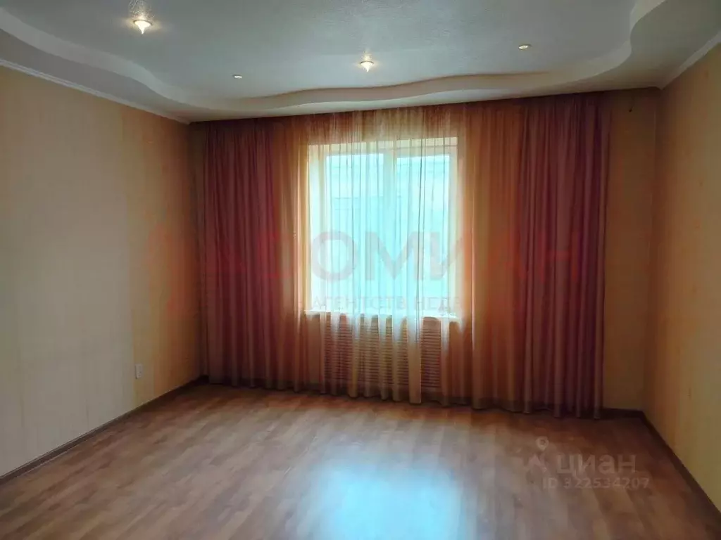 3-к кв. Ростовская область, Новочеркасск Молодежная ул., 64 (77.0 м) - Фото 1