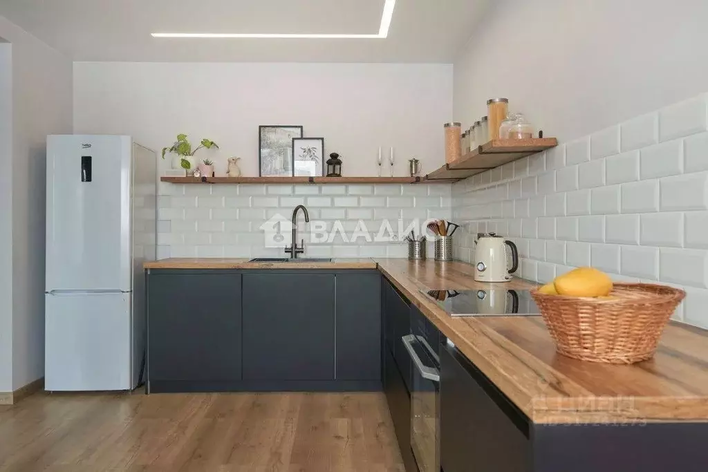2-к кв. Иркутская область, Иркутск ул. Красных Мадьяр, 29 (64.2 м) - Фото 1
