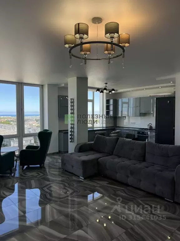 2-к кв. Севастополь просп. Победы, 44А (83.0 м) - Фото 1