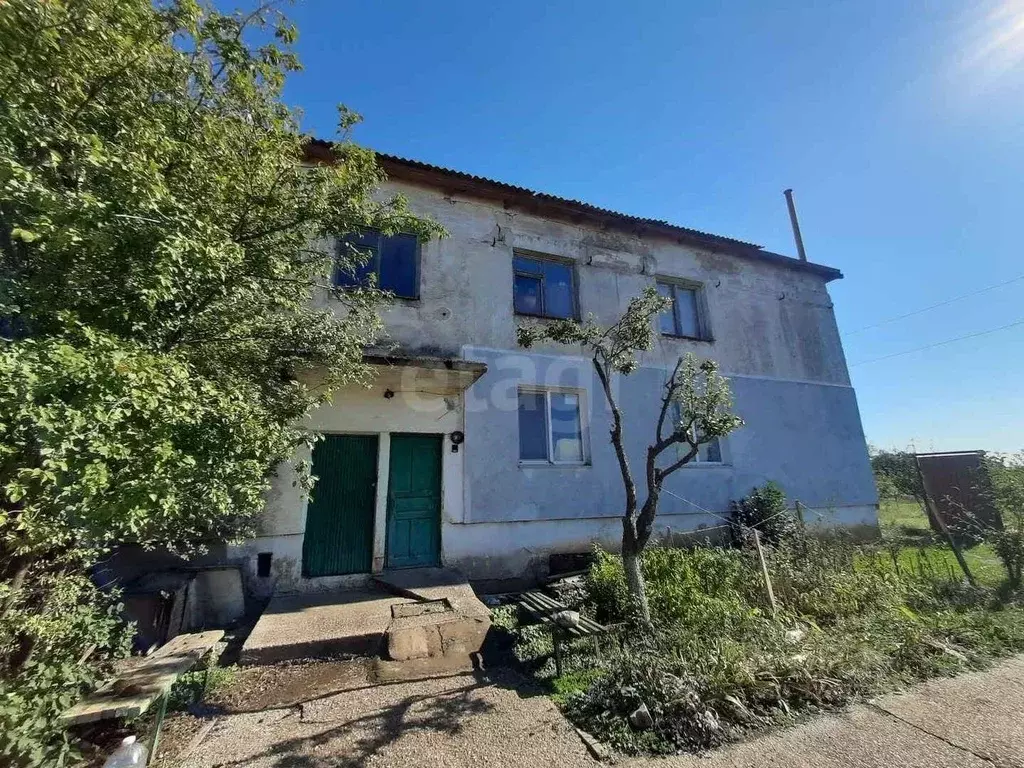 3-к кв. Крым, Сакский район, с. Зерновое ул. Спортивная (67.6 м) - Фото 1