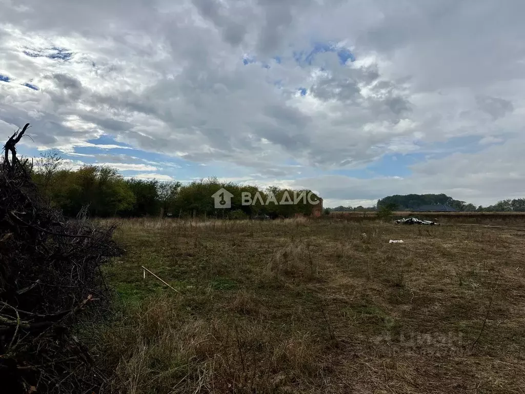 Участок в Адыгея, Тахтамукайский район, Старобжегокай аул ул. ... - Фото 0