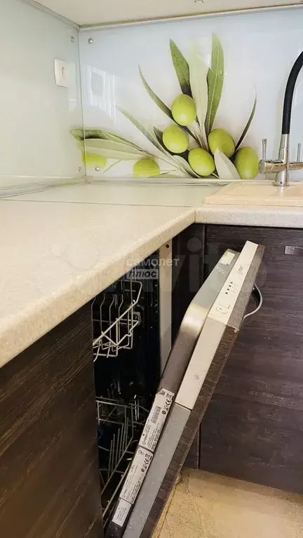 3-к. квартира, 70 м, 4/9 эт. - Фото 1