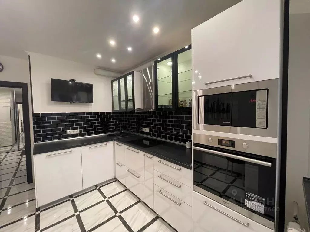 2-к кв. Москва 6-я Радиальная ул., 3к2 (70.0 м) - Фото 0